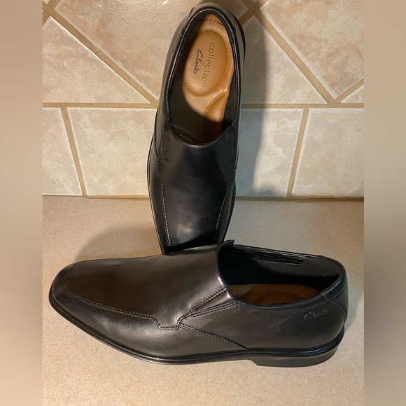 Clark Black Shoes SZ 7M NWT Mens - Picture 2 of 5